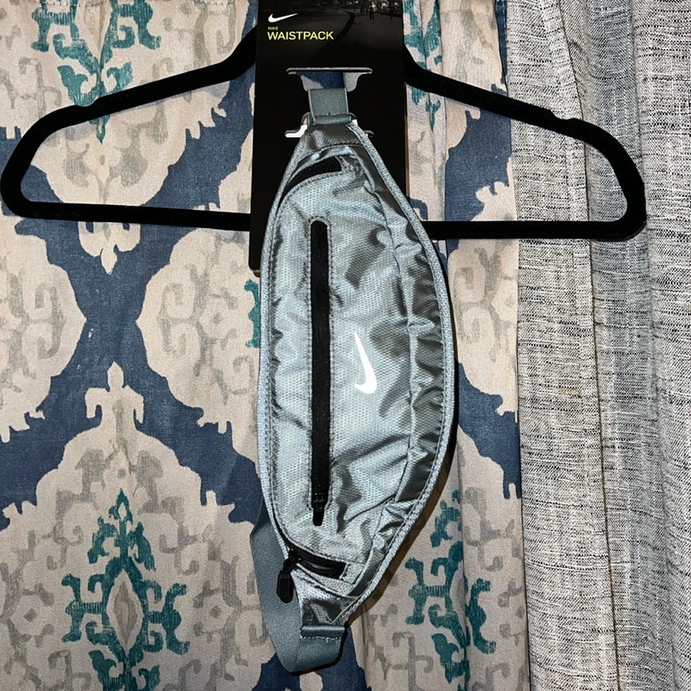 Grey Nike Cross body/ runners belt